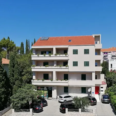 Smokva Apartment *