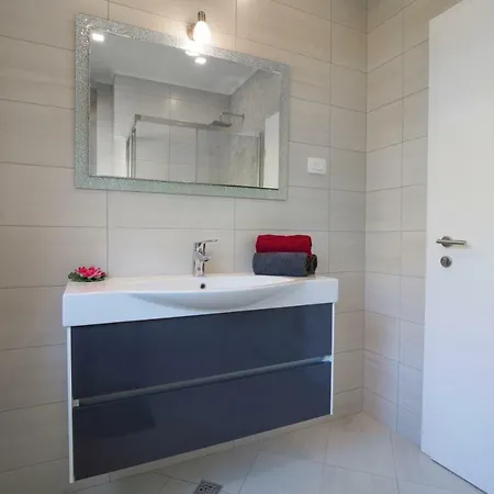 Smokva Apartment