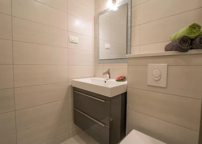 Smokva Daire Makarska